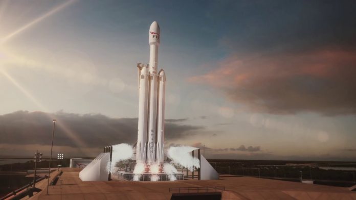 SpaceX lança o foguete mais poderoso do mundo para voo de teste